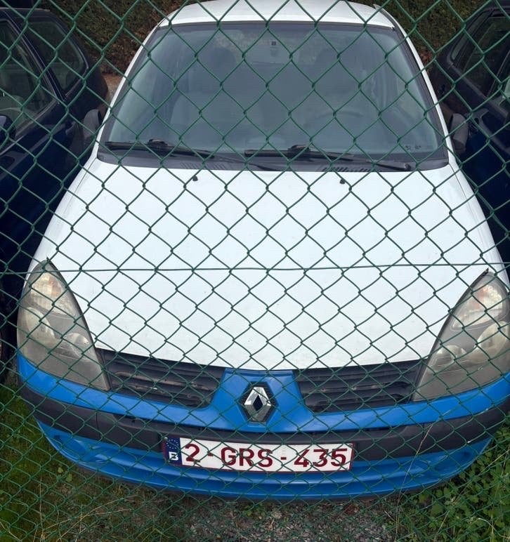 Renautt Clio 1.2 essence  01/03/2005, Enlèvement, Utilisé, Renault