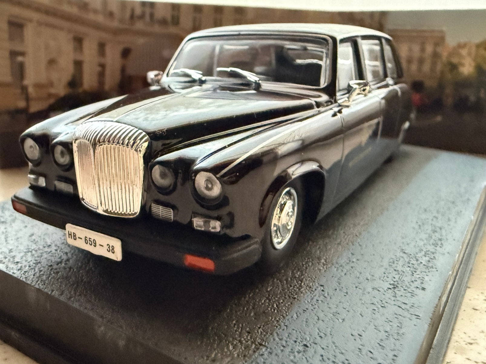 Daimler Limousine, Ophalen of Verzenden, Zo goed als nieuw, Auto, Universal Hobbies