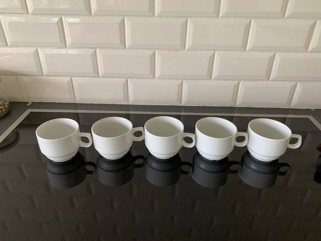 5 witte koffiekopjes, Huis en Inrichting, Keuken | Servies, Ophalen of Verzenden, Zo goed als nieuw