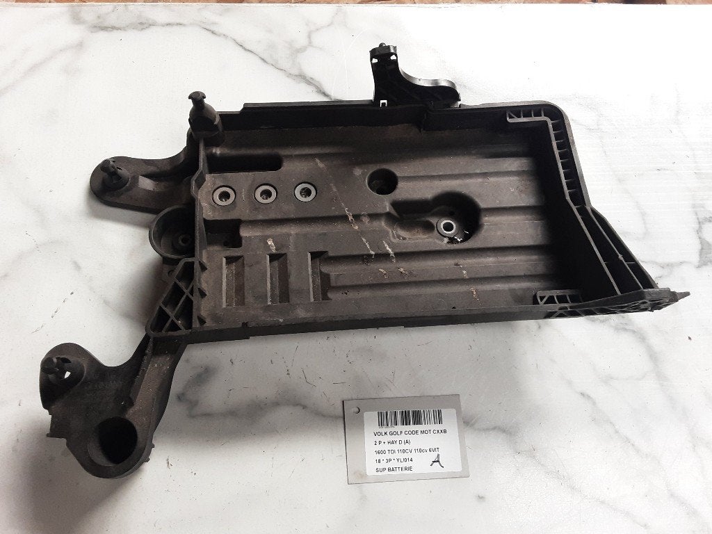 SUPPORT DE BATTERIE Volkswagen Golf VII (AUA) (5Q0915321H), Volkswagen, Mevr. I. Hauben, Utilisé, Rue de l'Espoir 34 34
4030  GRIVEGNÉE, BE