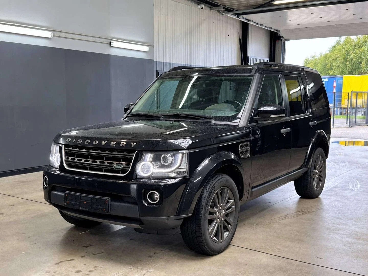 Land Rover Discovery 3.0TD6 HSE - €9.000,- EXCL. BTW/ NETT, Auto's, Automaat, Gebruikt, 2993 cc, https://public.car-pass.be/vhr/fdef09db-a5b3-4be0-b603-b55859ab3e50