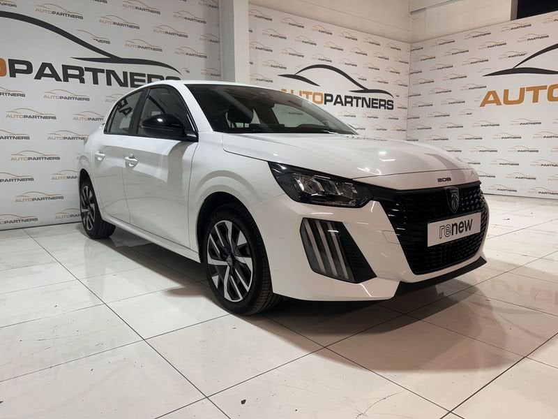 Peugeot 208 Hybrid Style e-DCS6, Stof, Gebruikt, 1199 cc, 100 pk