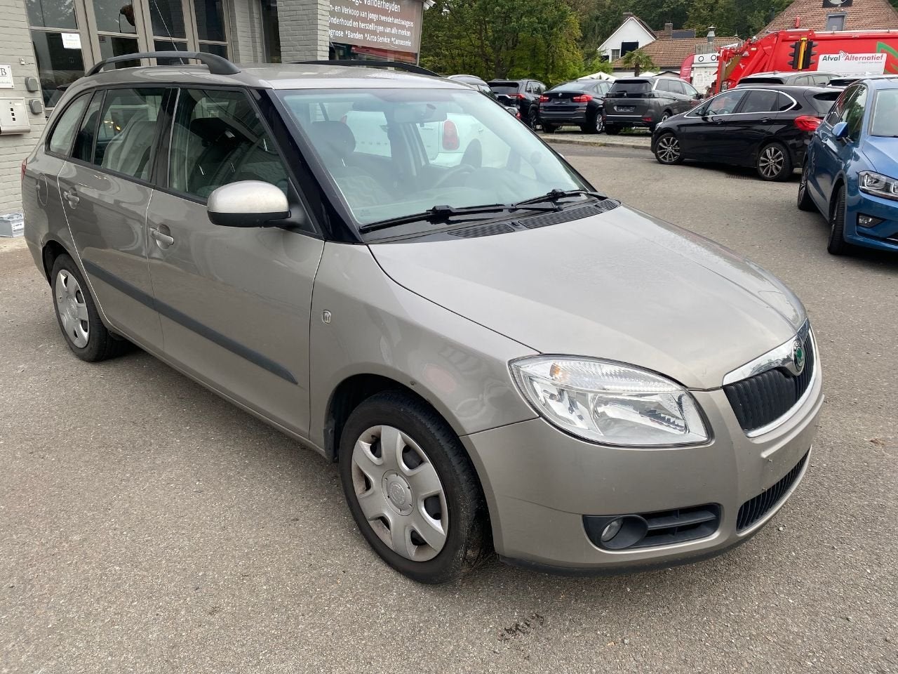 Skoda Fabia ELEGANCE (année de construction 2009), Autos, Achat, 105 ch, Entreprise, Boîte manuelle