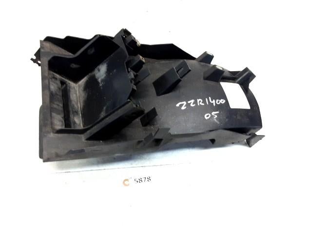 ZZR1400 2005 - 2011 Kawasaki Batterijbak D1-48435
