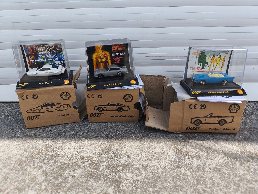 Lot de 70 voitures James Bond, Ophalen, Auto