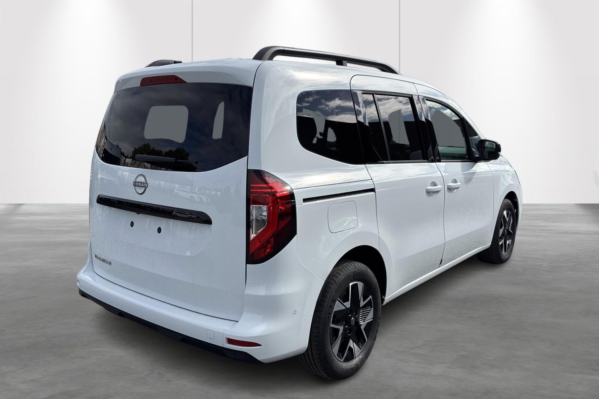 Nissan Townstar L1H1 DIG-T 130 AT Tekna 5 jaar garantie, air, Auto's, 4 cilinders, Wit, 131 pk, 1475 kg