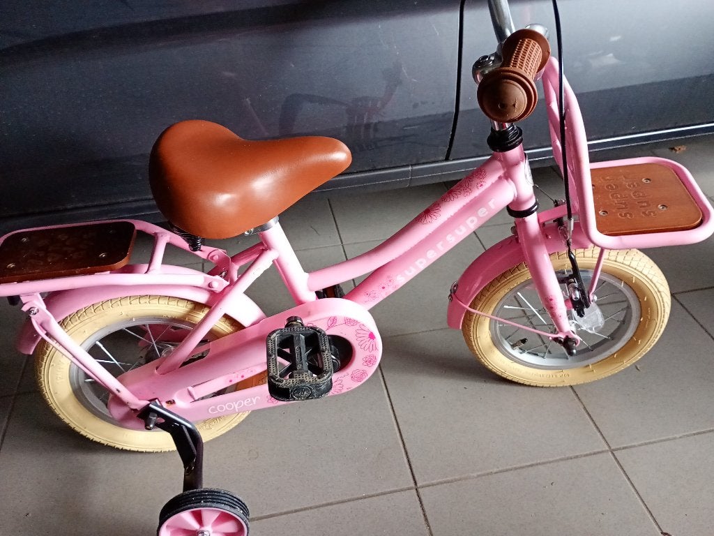 Vélo pour enfants 12 pouces, Stabilisateurs, Frein à rétropédalage, Comme neuf, Enlèvement