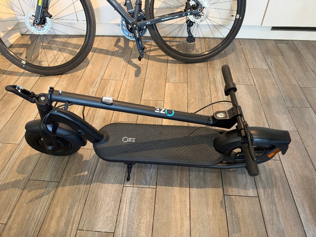 OZE E-Speed elektrische step / electric scooter, Fietsen en Brommers, Ophalen, Zo goed als nieuw, Overige merken