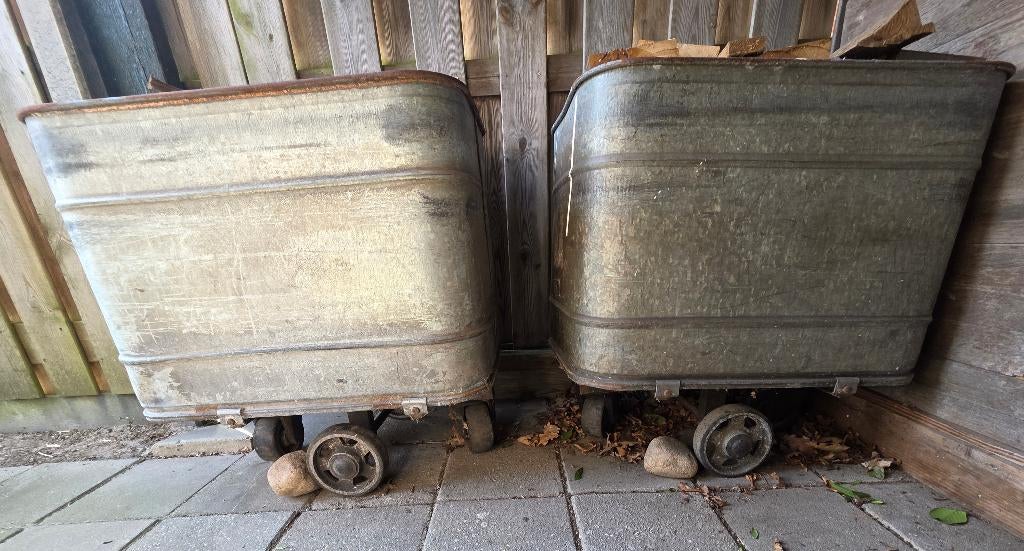 2x vintage industriële kolenwagen / mijnwagen, Ophalen, Gebruikt