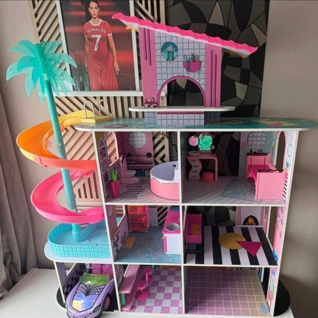 Maison barbie, Enfants & Bébés, Jouets | Maisons de poupées, Enlèvement