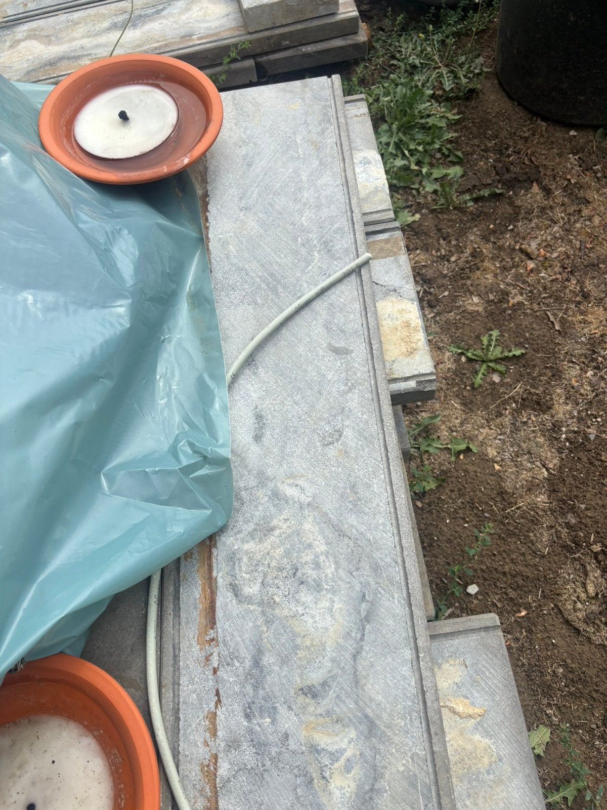 Couvre mur, Moins de 25 cm, Utilisé, 100 à 200 cm, Enlèvement