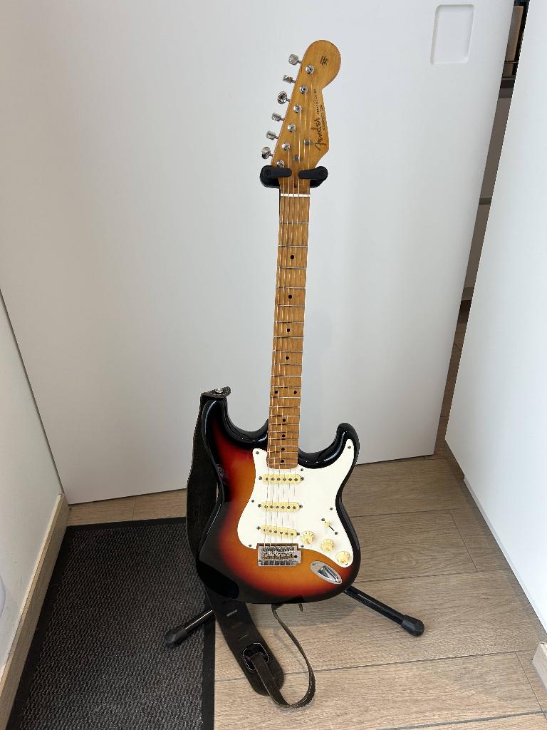 Japanse Stratocaster 70's (ESP), Muziek en Instrumenten, Snaarinstrumenten | Gitaren | Elektrisch, Gebruikt, Solid body, Overige merken