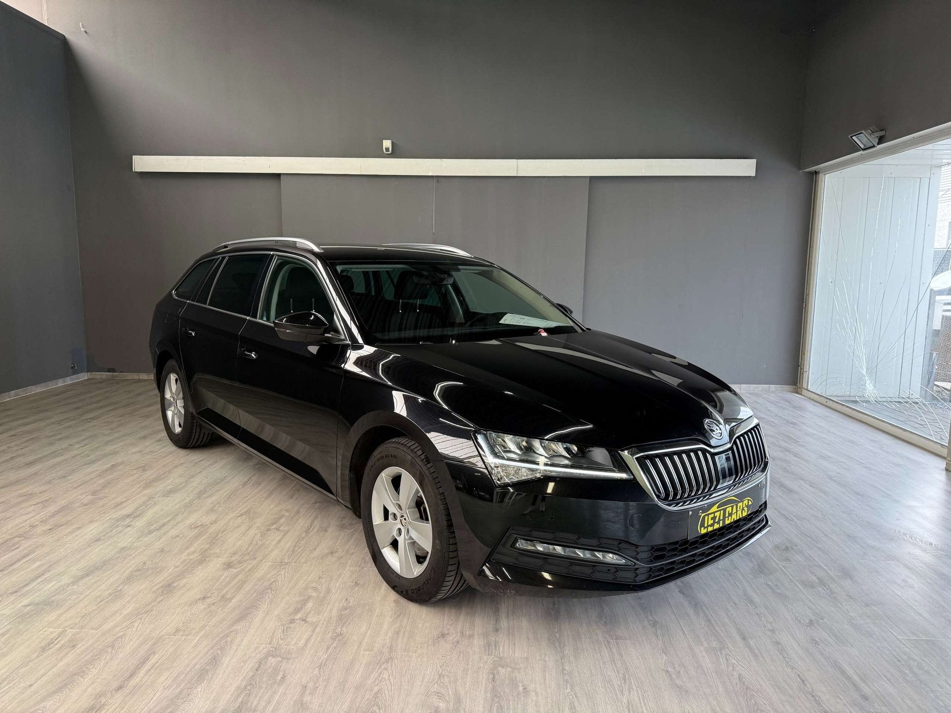 Skoda Superb Superb Combi 1.5 TSI Bussiness Edition, Autos, https://public.car-pass.be/vhr/f22126e2-eb7c-41fc-931f-285a188d8545