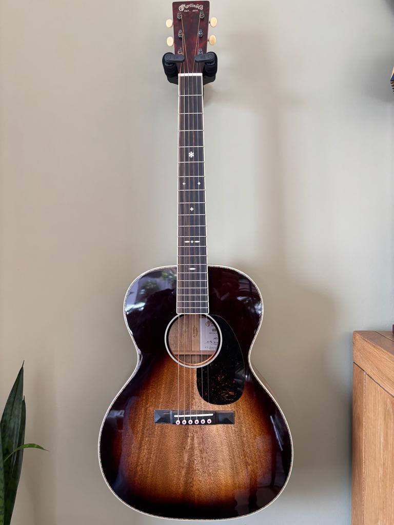 Martin gitaar CEO-9, Ophalen, Zo goed als nieuw, Western- of Steelstringgitaar, Met koffer