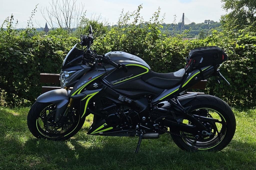 Suzuki gsx-s 1000  Bj 2017 met ABS - 6250€ zo meenemen -, Motos, Motos | Suzuki, Poignées chauffantes, Particulier, 4 cylindres