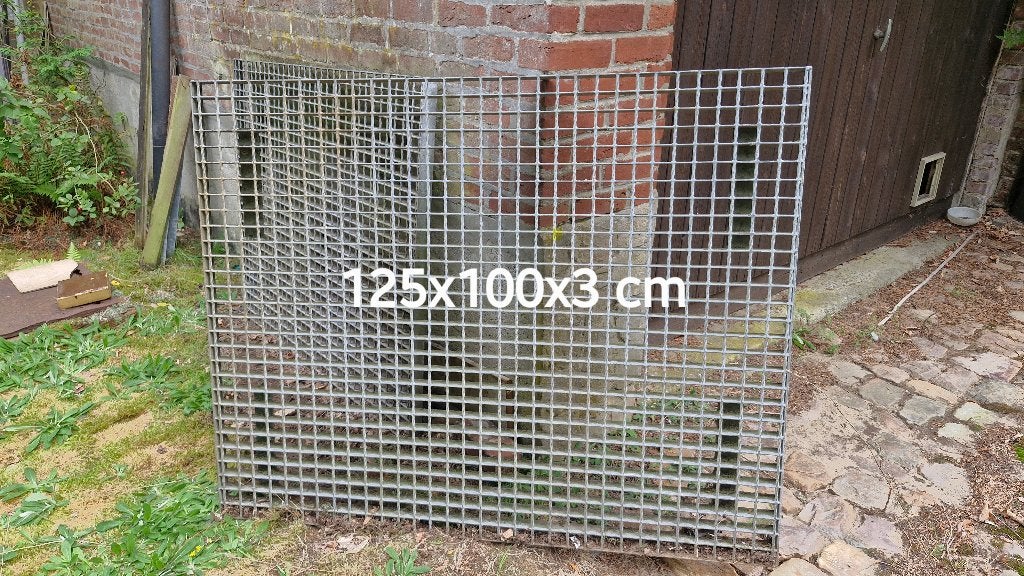 GRILLES METALLIQUES-CAILLEBOTIS GALVANISES, Bricolage & Construction, Enlèvement, Utilisé, Fer