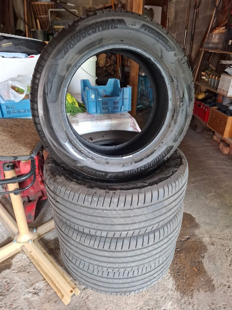 4 pneux Bridgestone Turanza 6 225/60 R17 99V, Véhicule de tourisme, Pneus été, Enlèvement, Utilisé