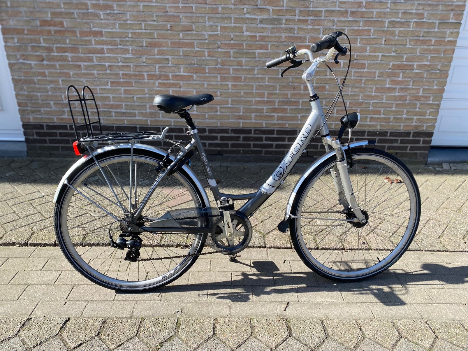 Vélo Oxford pour femmes avec engrenages et suspension avant, Enlèvement, Comme neuf, Vitesses