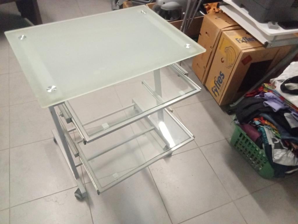 Gratis pc tafeltje, Ophalen