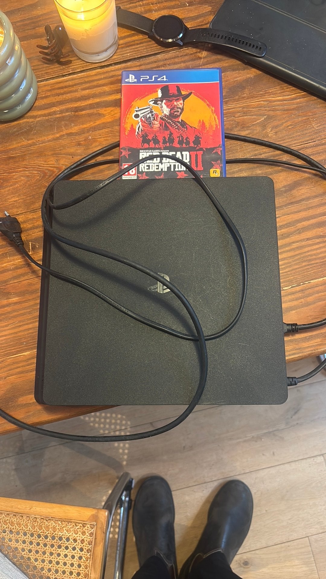 PS4 Slim noire (console seule) + câbles, Consoles de jeu & Jeux vidéo, Enlèvement, Comme neuf
