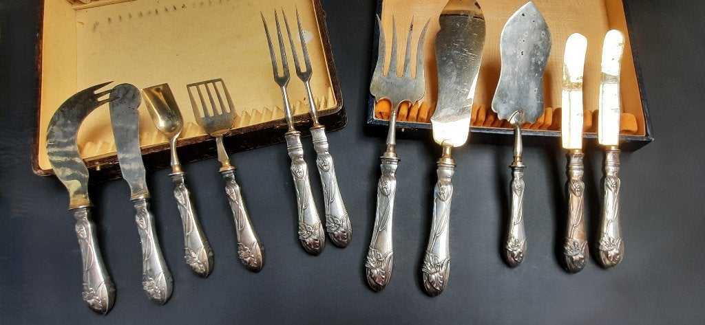 Diverses pièces de couverts anciens en argent, Antiquités & Art, Antiquités | Couverts, Enlèvement ou Envoi
