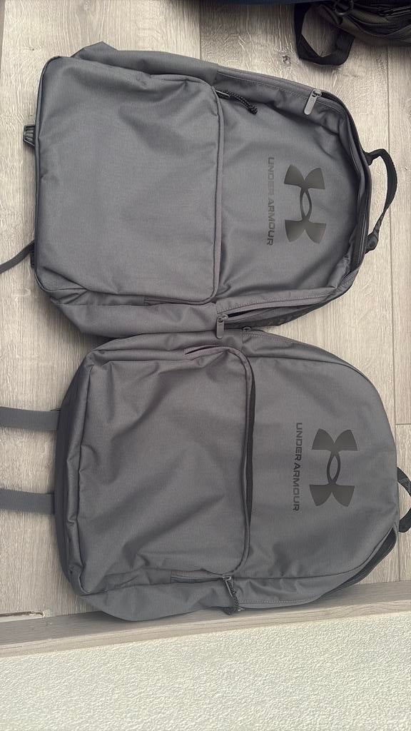 2 Sac under armour, Envoi, Neuf, Gris