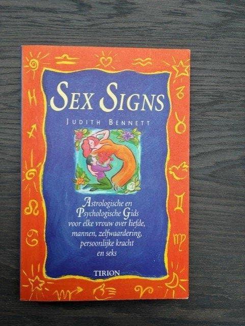 Sex signs - astrologische gids, Livres, Ésotérisme & Spiritualité, Enlèvement ou Envoi, Comme neuf, Spiritualité en général