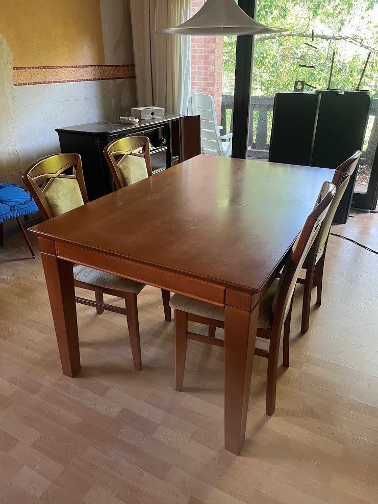 Table de salle a manger avec 4 chaises assorties, Enlèvement, Utilisé