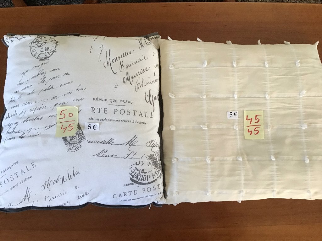 2 magnifiques coussins décoratifs à 5€ et 20 autres à 3€, Enlèvement ou Envoi, Comme neuf
