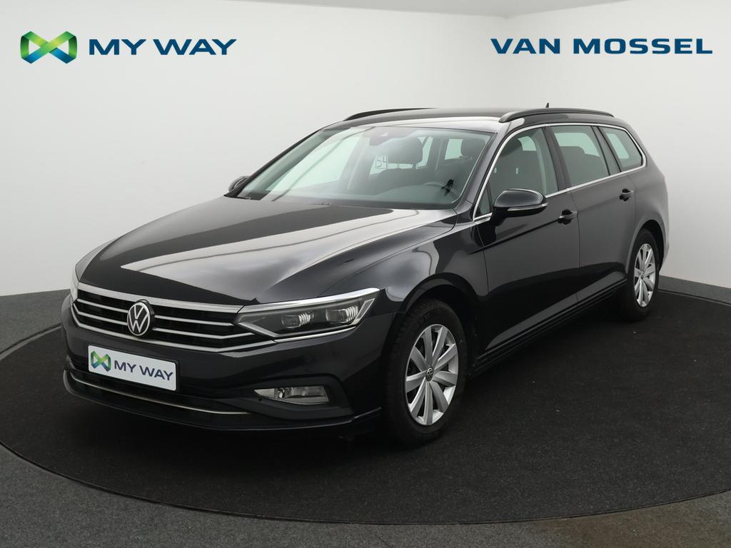 Volkswagen Passat Variant Passat SW 2.0 TDi SCR Style Busine, Auto's, Automaat, 129 g/km, Zwart, Navigatiesysteem