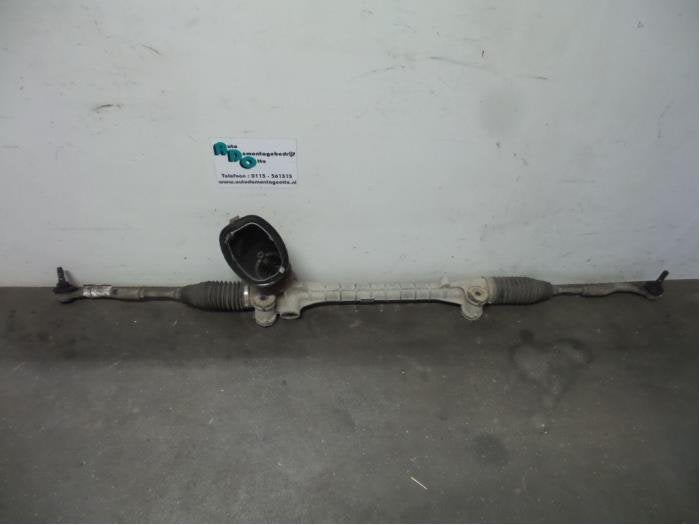Crémaillère de direction d'un Peugeot 107 (107 05-), Autos : Pièces & Accessoires, Commande, Peugeot, Utilisé, 3 mois de garantie