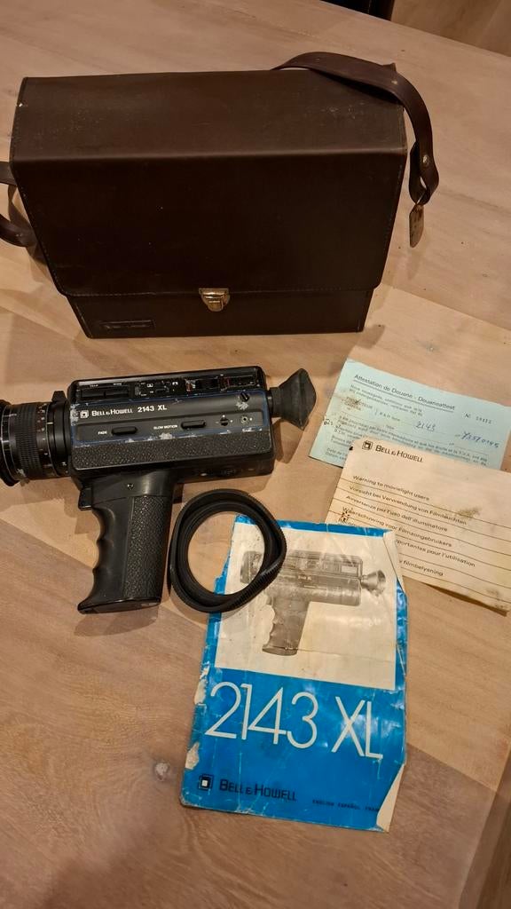 Caméra Bell&Howell 2143 XL, Enlèvement ou Envoi, 8 mm, Caméra