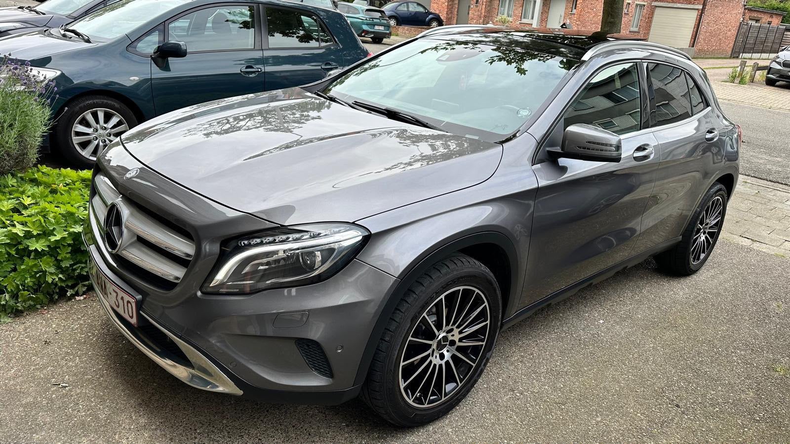 Mercedes GLA 220d 4Matic 185.000km Automaat, Auto's, Mercedes-Benz, Automaat, Particulier, Panoramadak, Te koop