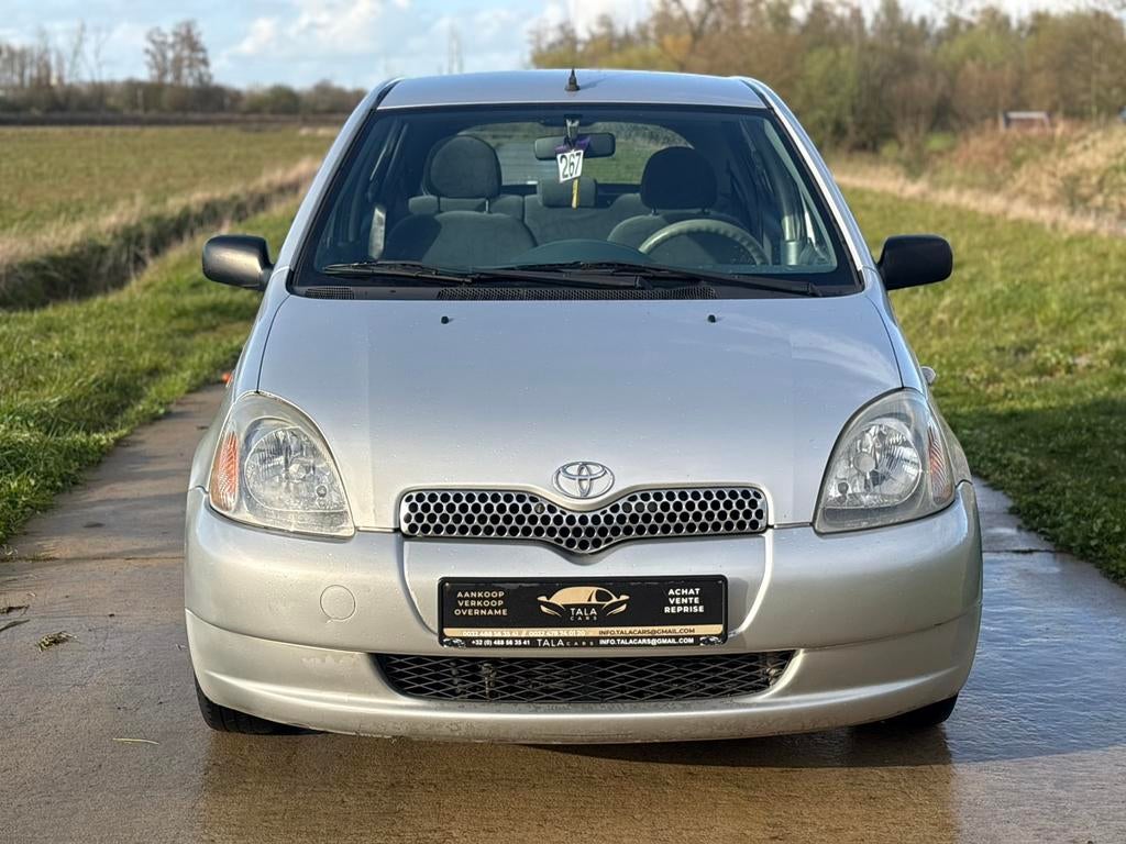 Toyota Yaris 1.33 VVT-I AIRCO - 5 PORTES - 160.000 km - GARA, Autos, Toyota, Argent ou Gris, Achat, 1298 cm³, Entreprise