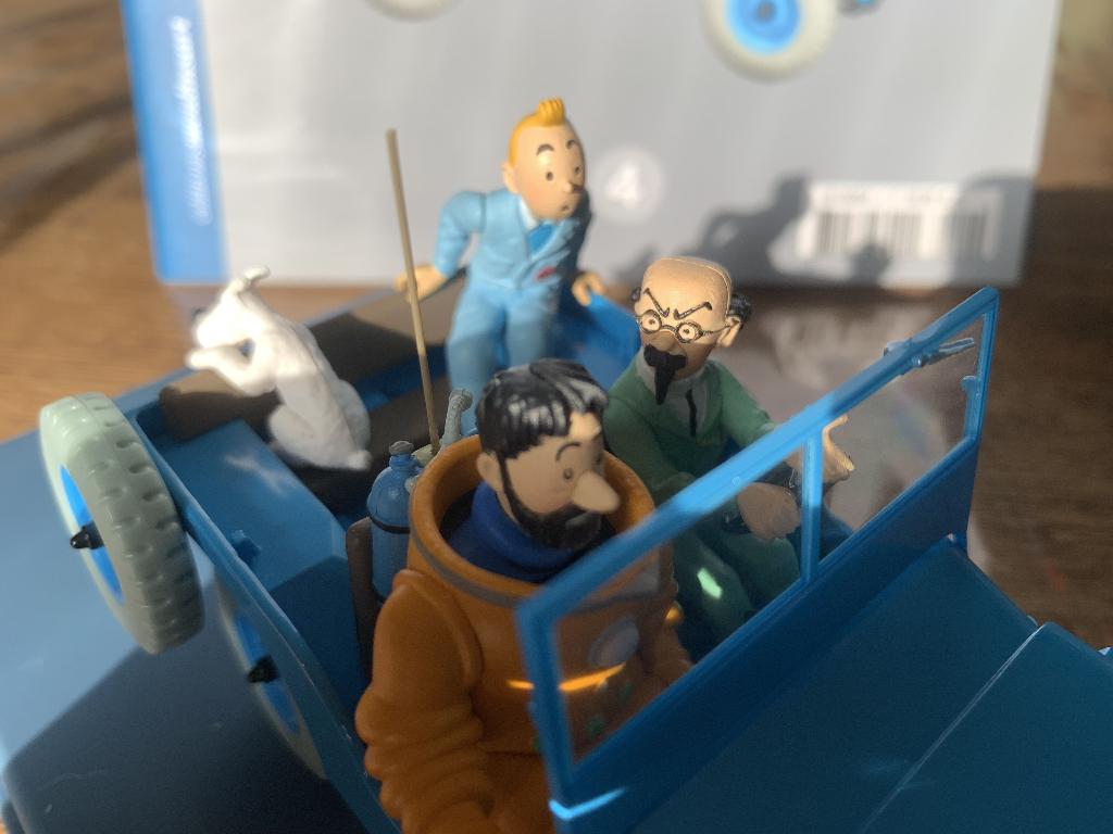 DE BLAUWE JEEP, Verzamelen, Ophalen of Verzenden, Kuifje, Zo goed als nieuw, Beeldje of Figuurtje