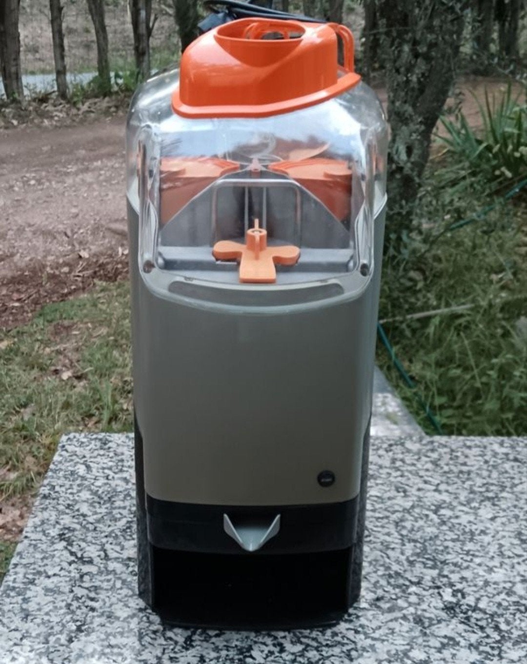 220V sinaasappelsapmachine, Ophalen of Verzenden, Gebruikt, Elektrisch, Citruspers