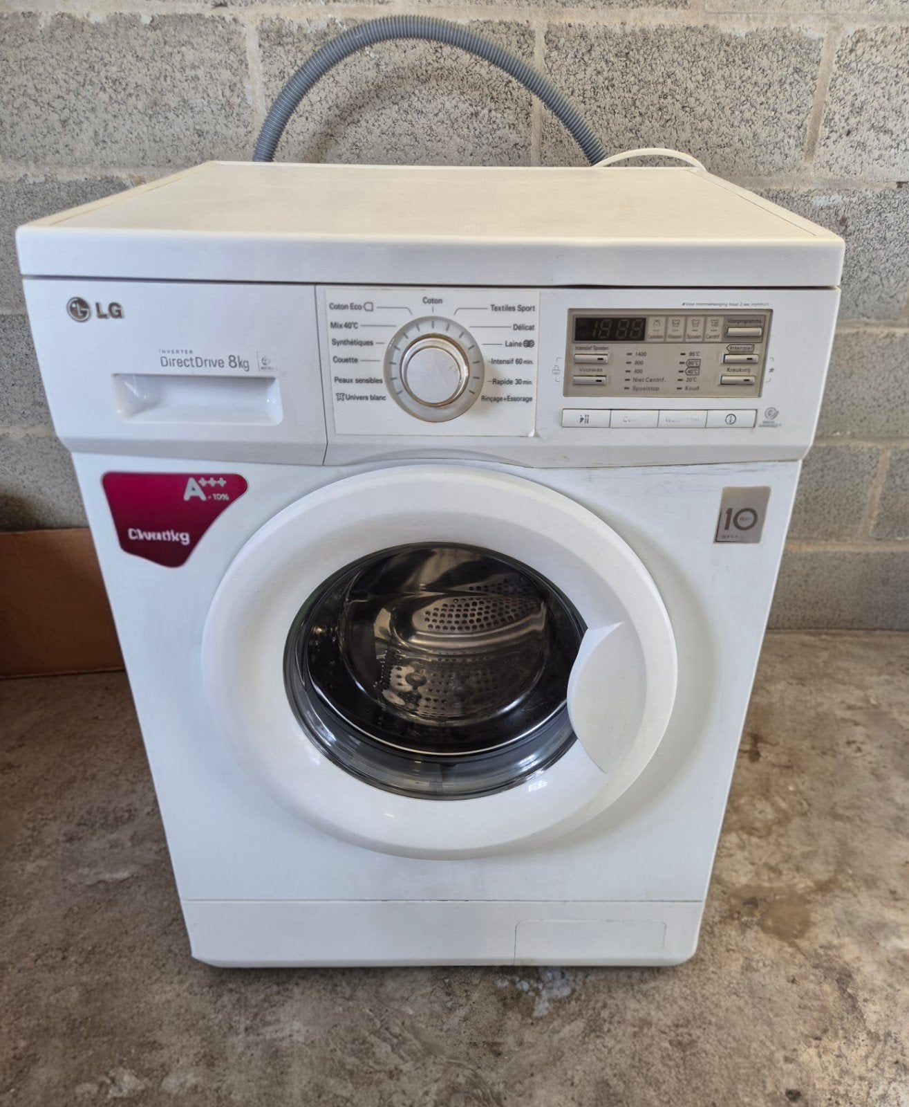 Machine à laver Direct Drive de 8 kg, Ophalen