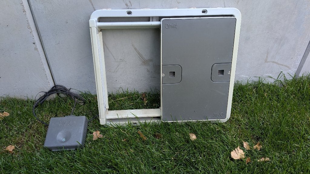 Omlet elektrische schuifdeur, Ophalen, Gebruikt, Kunststof, Overige typen