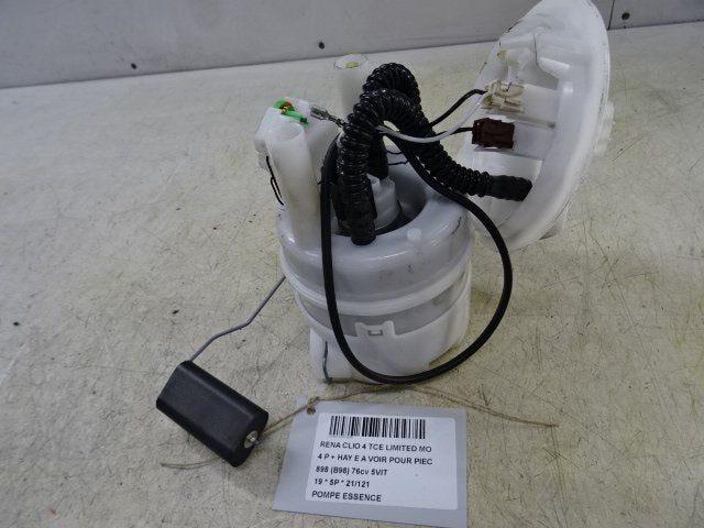 POMPE CARBURANT C Renault Clio IV (5R) (170114543R), Renault, Mevr. I. Hauben, Utilisé, Rue de l'Espoir 34 34
4030  GRIVEGNÉE, BE