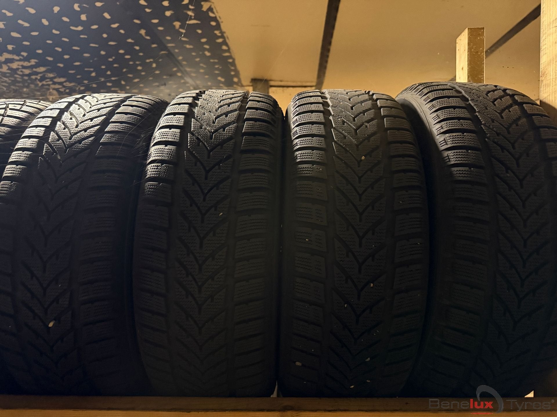 nieuw snow 205/60R15 Vredestein 205/60 R15 205/60/15 2056015, Auto-onderdelen, Banden en Velgen, Gebruikt, 15 inch, -, -