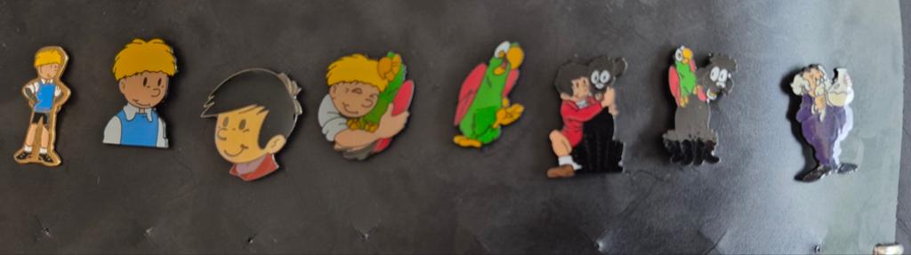 Pins Jommeke collectie, Ophalen