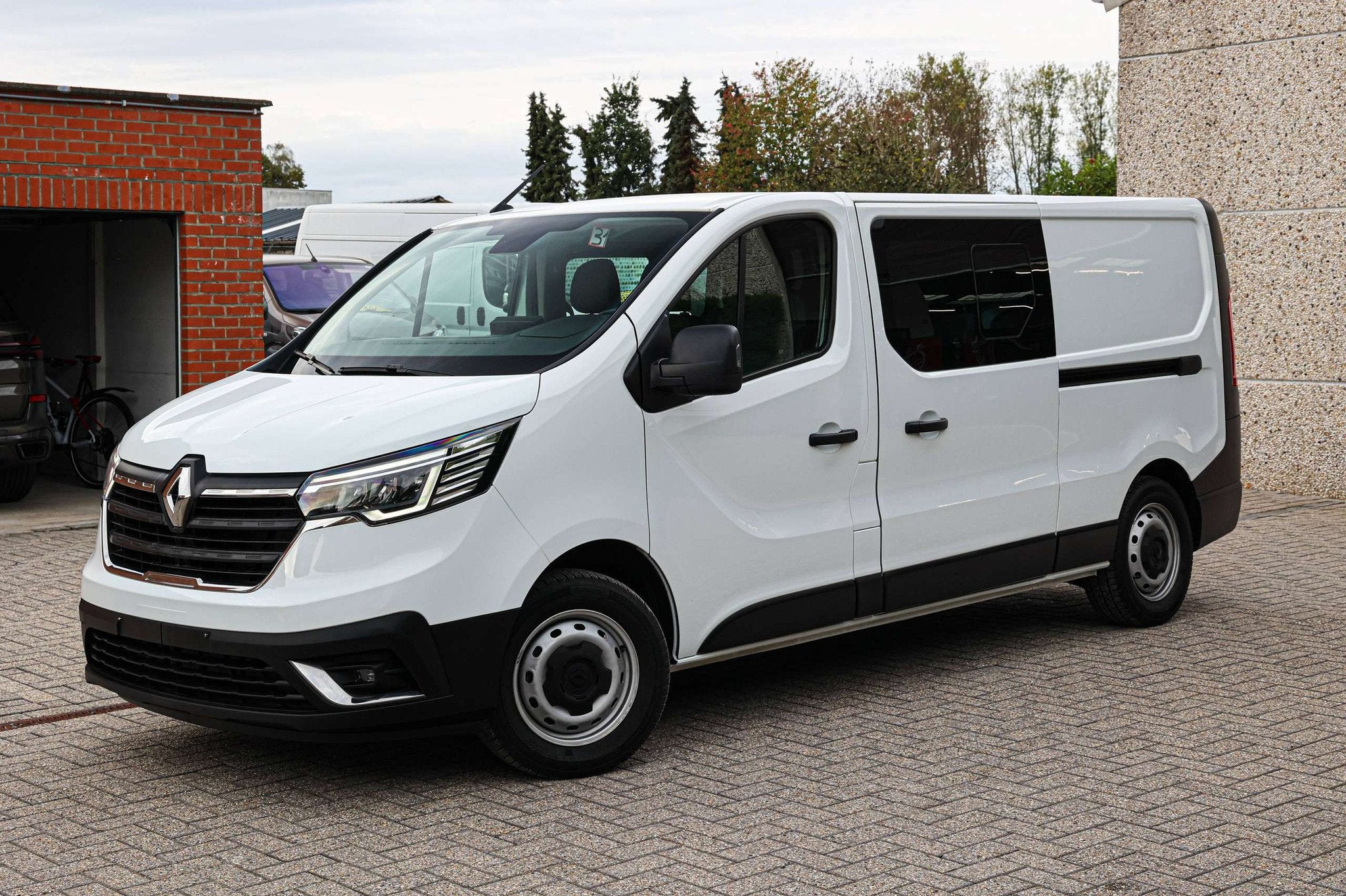 Renault Trafic 6-ZITPLAATSEN/LICHTE-VRACHT*ACHTERUITRIJCAMER, Voorwielaandrijving, Stof, Gebruikt, 4 cilinders