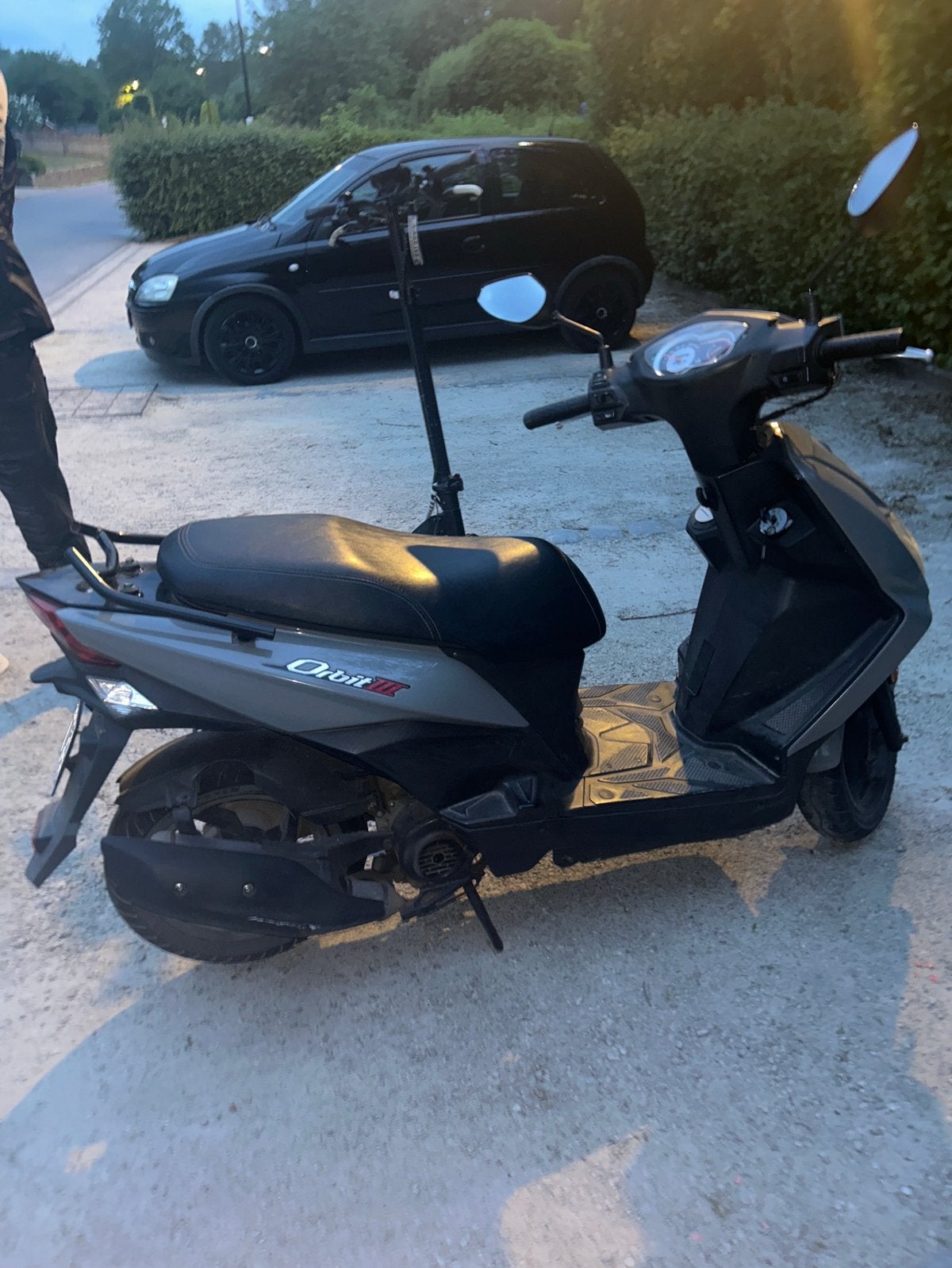 Sym orbit 3 A klasse met papieren en weinig km, Fietsen en Brommers, Scooters | SYM, Ophalen, Zo goed als nieuw, Orbit