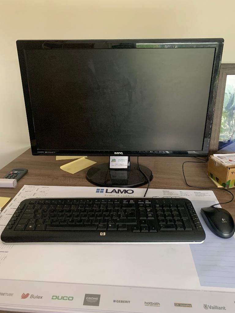 computer ( Qforce ), scherm (Benq) , toetsenbord (Hp) + muis, 3 à 5 ms, Utilisé, 101 à 150 Hz, Thunderbolt