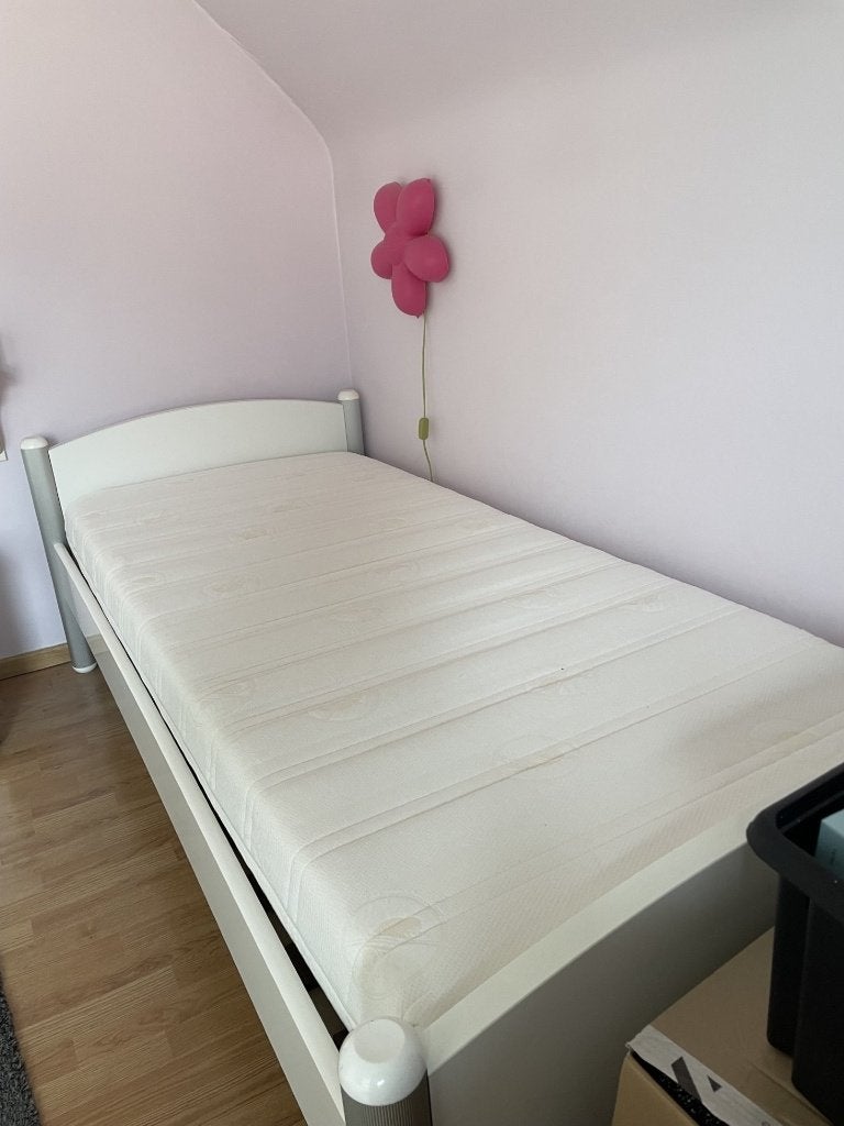 stevig bed + matras + lattenbodem, Ophalen, Gebruikt, 90 cm, Eenpersoons