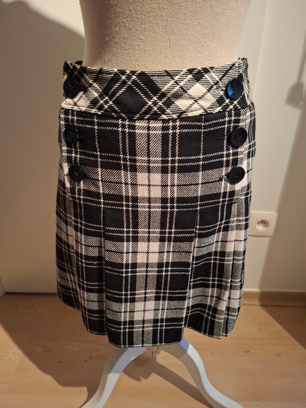 Jupe à carreaux, Vêtements | Femmes, Enlèvement ou Envoi
