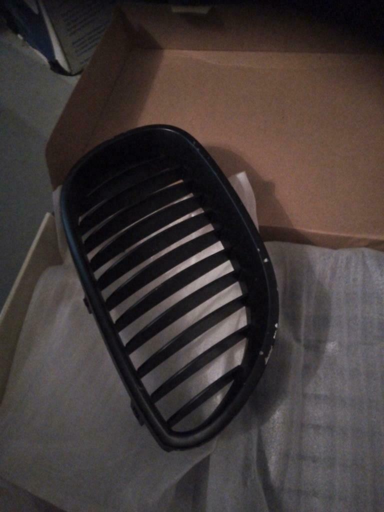 Roosterset voor BMW 5-reeks, Enlèvement