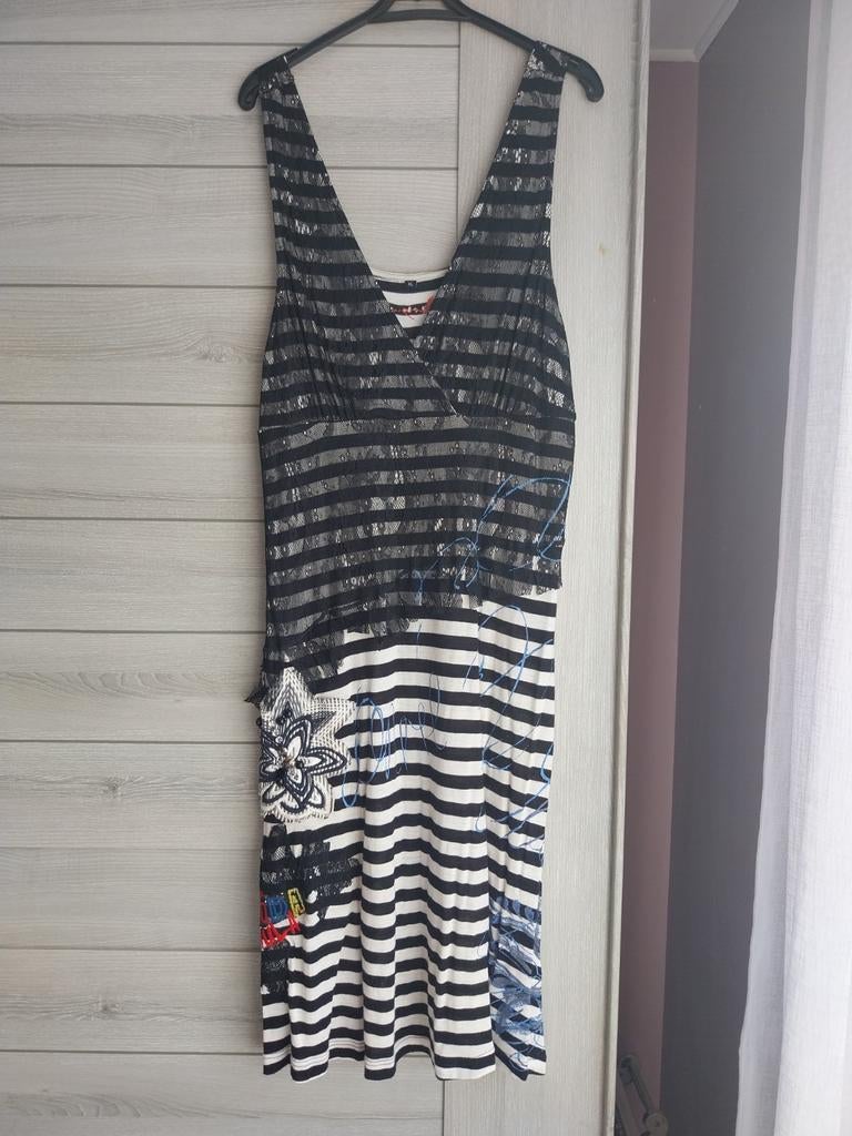 robe Desigual, Enlèvement, Porté