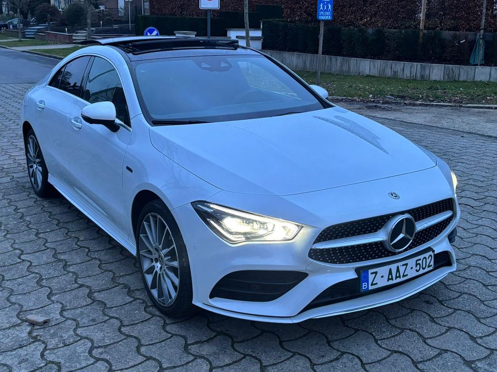 Mercedes CLA 250e AMG, Auto's, Automaat, CLA, Alcantara, Bedrijf