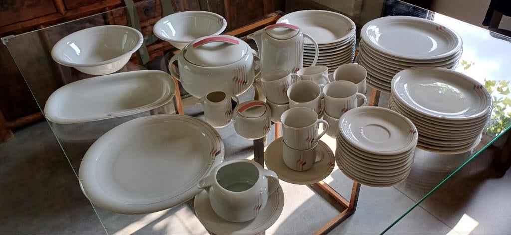 Service à manger et café vintage, 70 pièces, Enlèvement